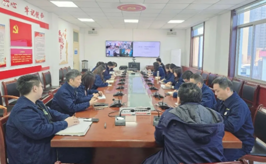 以案為鑒筑防線——龍鋼集團(tuán)公司開展憲法宣傳周貿(mào)易合同風(fēng)險管理專題培訓(xùn) 以案為鑒筑防線——龍鋼集團(tuán)公司開展憲法宣傳周貿(mào)易合同風(fēng)險管理專題培訓(xùn)