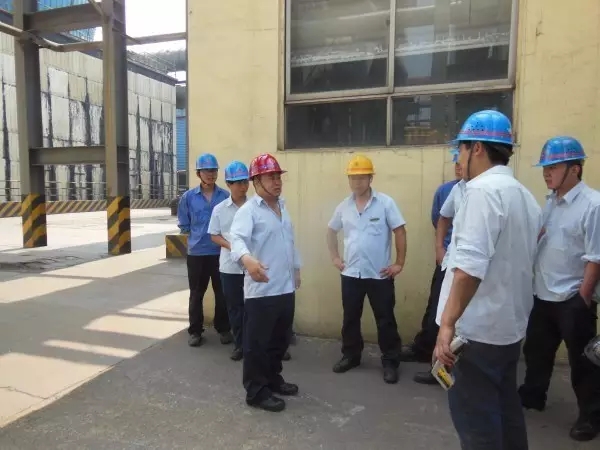 平凡崗位展現標兵風采---陜鋼集團2014-2016年度共產黨員標兵郭貴亭 平凡崗位展現標兵風采---陜鋼集團2014-2016年度共產黨員標兵郭貴亭