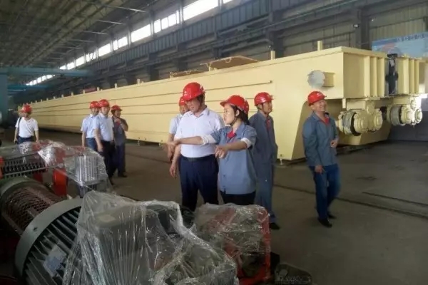 龍鋼集團董事長、總經理董銀師一行到萊鋼集團考察學習 龍鋼集團董事長、總經理董銀師一行到萊鋼集團考察學習