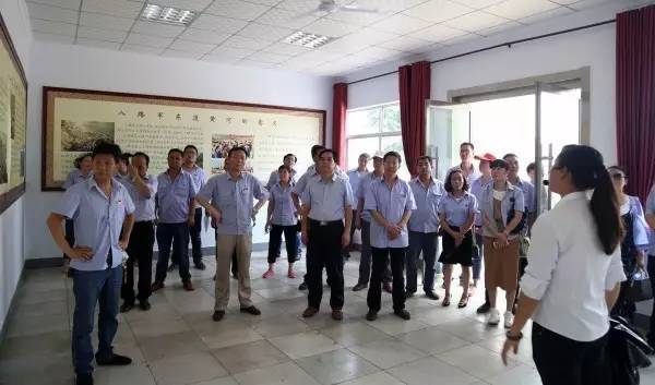 �C�Ϸ��չ�˾ϲӭ����һ�����^�tɫ��������