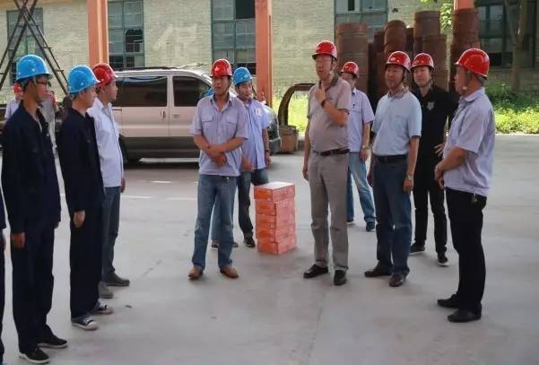 �䓼��F�������������l�|���Aұ��˾ο�������