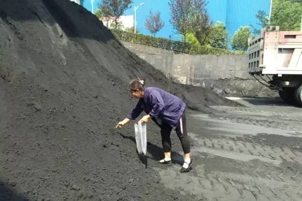 �����ڰl�\�F����ȡ�ӆT