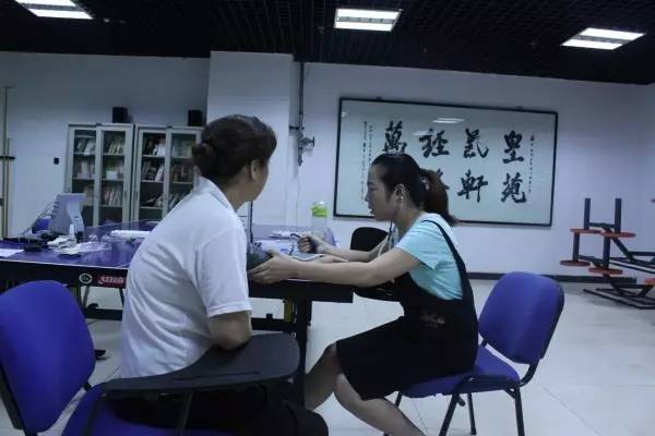 ���t־Ը�ߵ��������H�Ƶ��_չ�x�\���ջ��