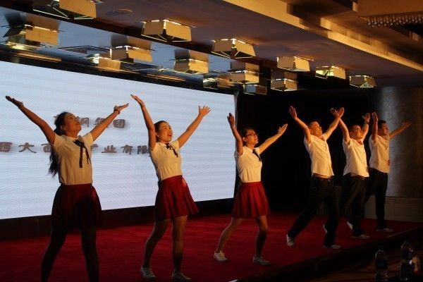 ��䓼��F�e�kӭ���c��׷�s��Խ�ҵ�؟�Ρ����vِ