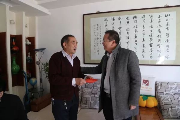 ����һ�п������F��˾�x�����ϸɲ����z��