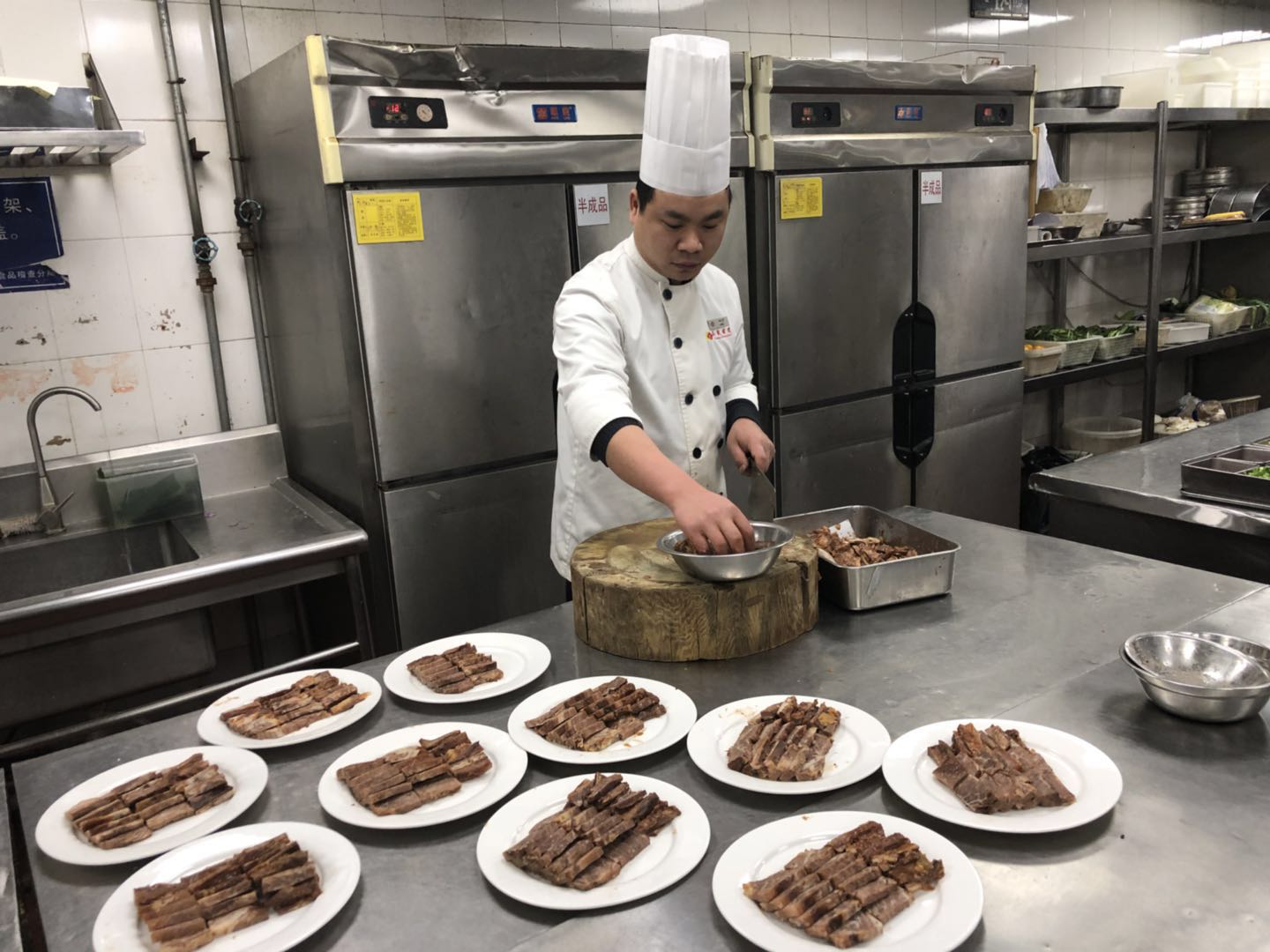 ���@��һȺ�ɐ۵���