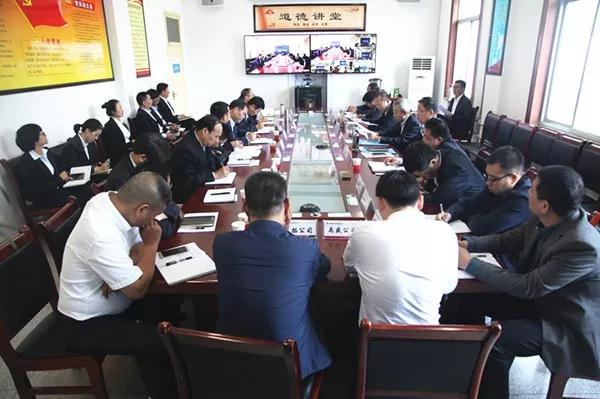 ��䓼��F���_����˼���Ļ������R�ΑB������