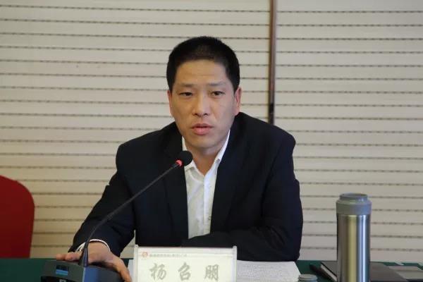 ��䓼��F���_�C�P���D���L�������������|�����}��