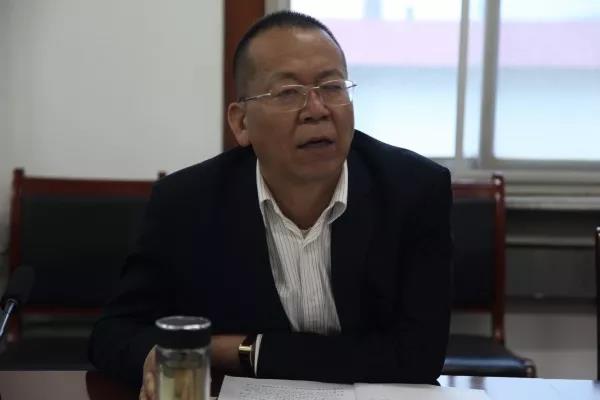 借鑒成功經(jīng)驗(yàn) 發(fā)展非鋼產(chǎn)業(yè)——龍鋼集團(tuán)黨委中心組開(kāi)展非鋼產(chǎn)業(yè)專題學(xué)習(xí) 借鑒成功經(jīng)驗(yàn) 發(fā)展非鋼產(chǎn)業(yè)——龍鋼集團(tuán)黨委中心組開(kāi)展非鋼產(chǎn)業(yè)專題學(xué)習(xí)