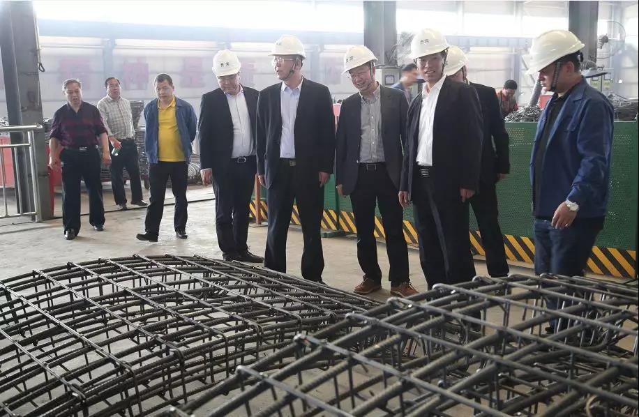 黨建領航激活力 同心共筑非鋼夢——龍鋼集團“追趕超越 非鋼在行動”之黨建領航篇 黨建領航激活力 同心共筑非鋼夢——龍鋼集團“追趕超越 非鋼在行動”之黨建領航篇