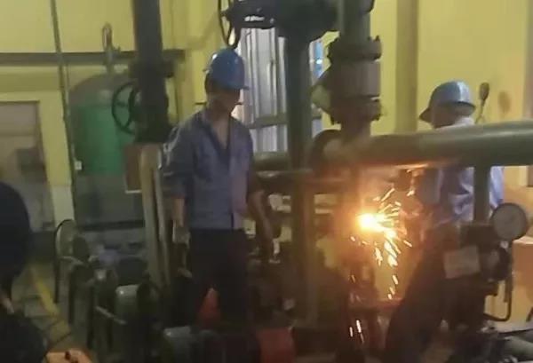 堅守,對祖國最好的表白 堅守,對祖國最好的表白