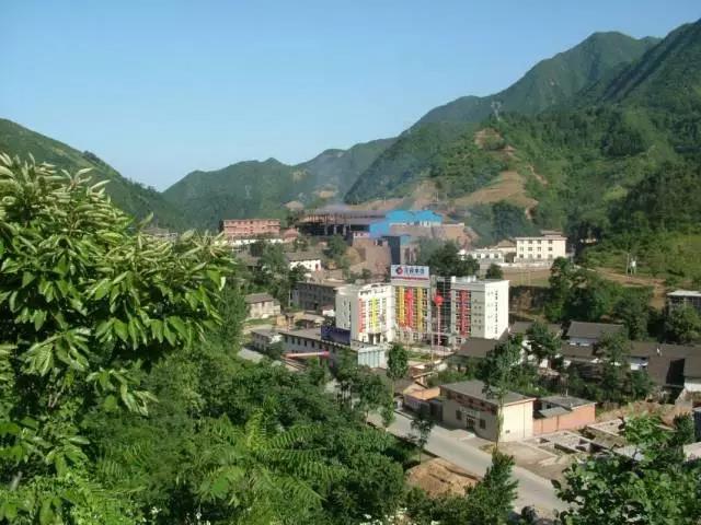 龍鋼集團大西溝礦業公司積極開展 2019年“百日安全”活動 龍鋼集團大西溝礦業公司積極開展 2019年“百日安全”活動