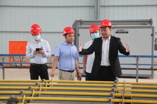 �������M�W��� �،�˼·�\�lչ