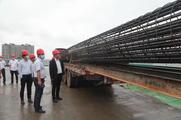 �������M�W��� �،�˼·�\�lչ