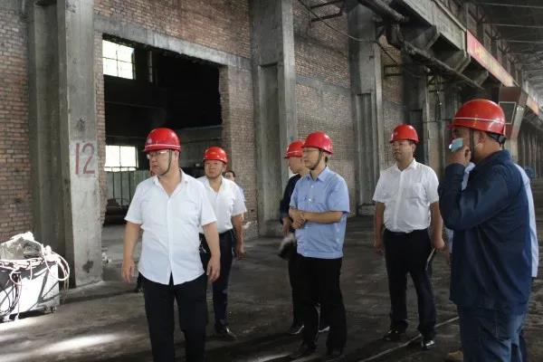 陳輝到西鋼紅光公司檢查指導工作 陳輝到西鋼紅光公司檢查指導工作